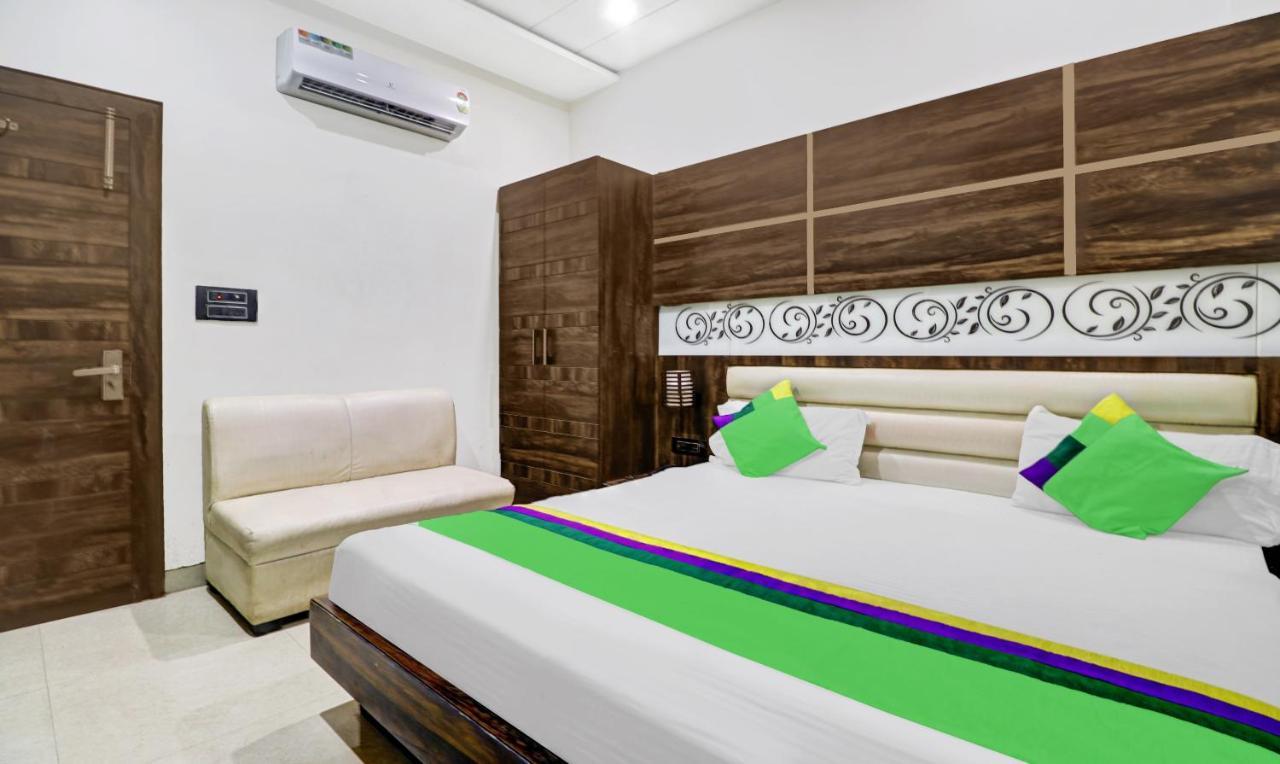 Hotel Golden Pearl Agra  Zewnętrze zdjęcie